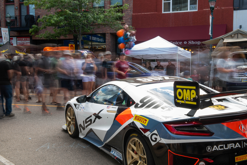 Illustration for article titled Here's Why Racers Keep Coming Back to the Incredibly Dangerous Pikes Peak